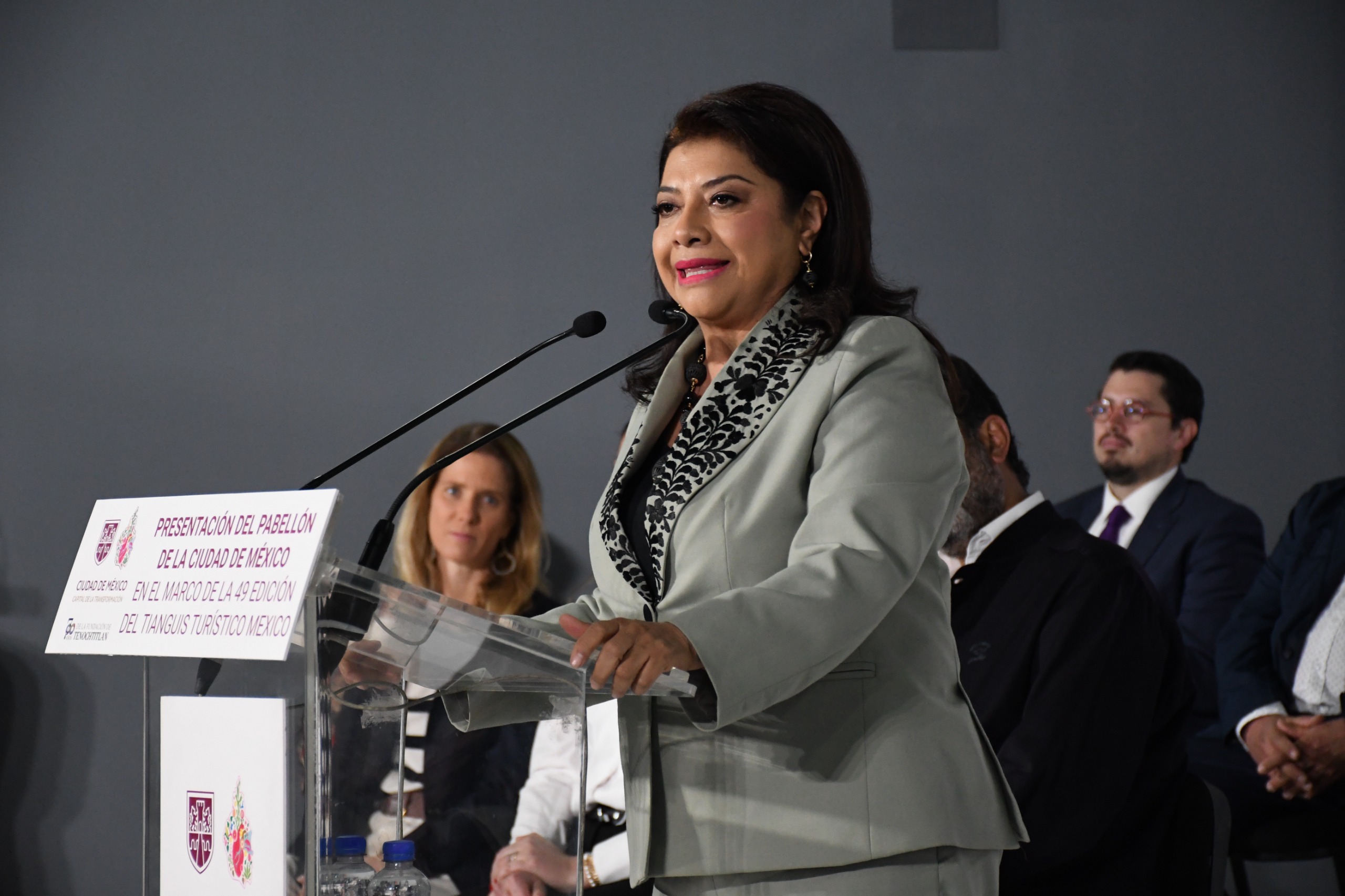 67f6ea4e2d30a195462424