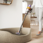 GL_EN_calendar-moments-2024-summer-holidays_social-image_4x5_na_staycation-v15-cleaning-with-pets_master-ID-3722425_owned