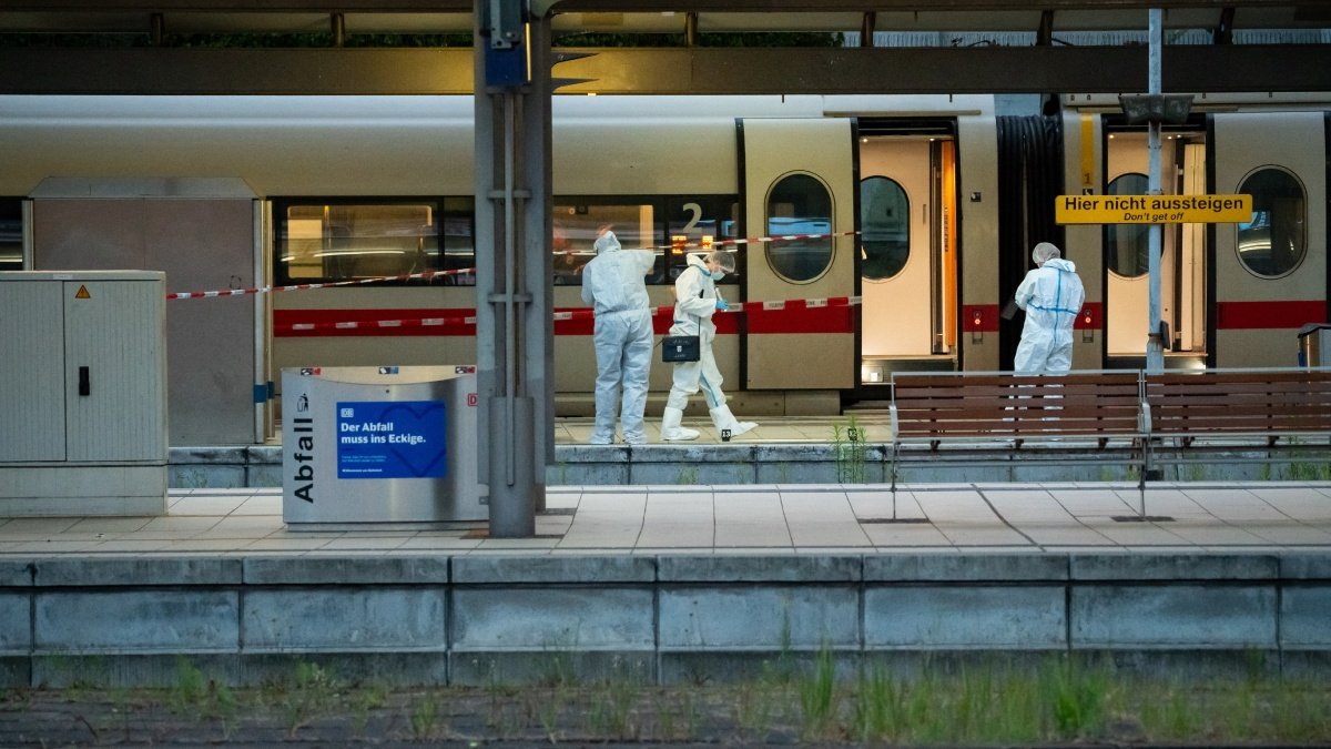 dabd3fc9-0be3-41e7-9f31-7ff6780e3e16