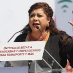 entrega-clara-brugada-apoyos-transporte-universitarios