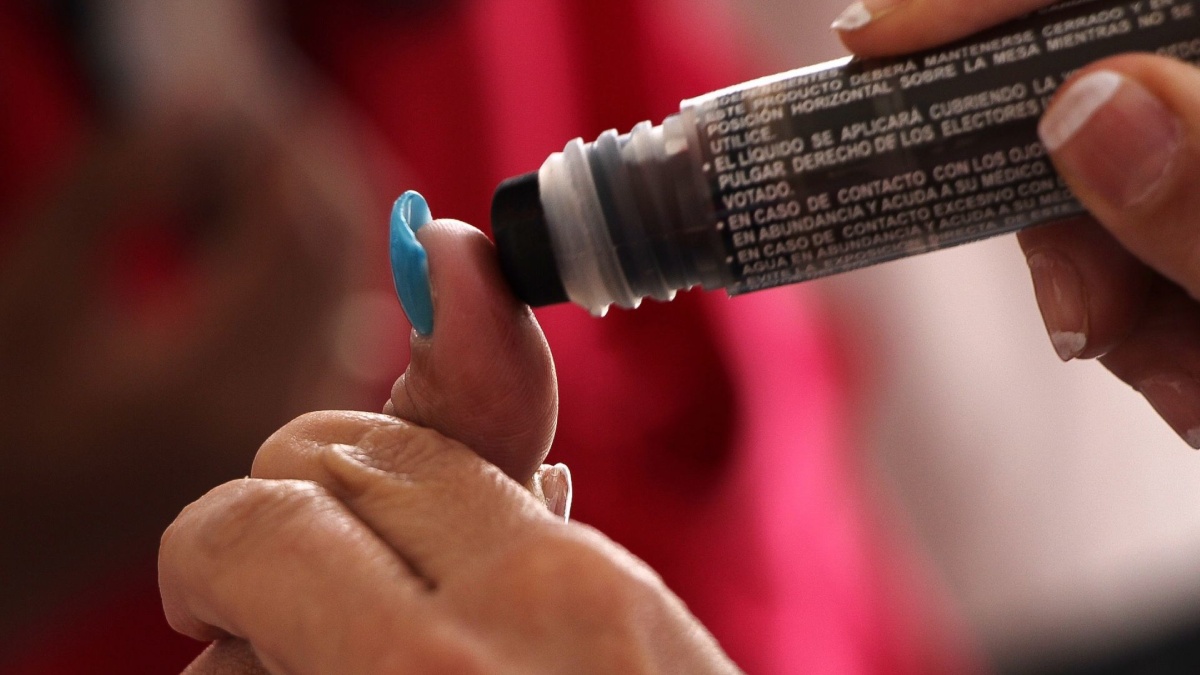 es-ilegal-o-anticonstitucional-no-votar-en-las-elecciones-del-poder-judicial-o-en-alguna-otra-043030