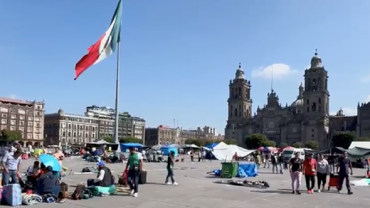 tras-23-dias-cnte-levanta-planton-en-el-zocalo-de-cdmx-093809