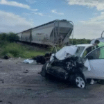 tren_embiste_a_vehiculo_que_intento_ganarle_el_paso_en_tamaulipas_tres_lesionados