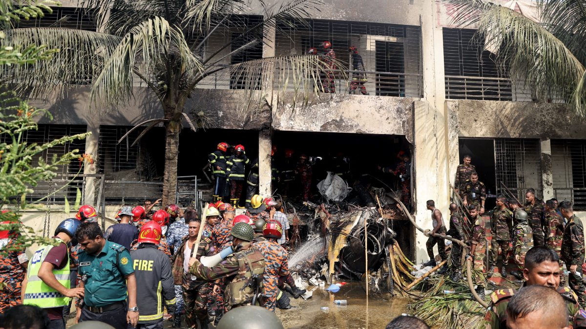 bangladesh-accidente-avion-1-030347