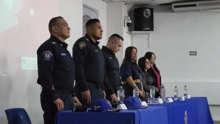 capacitan-policias-evitar-sucidios-metro-cdmx
