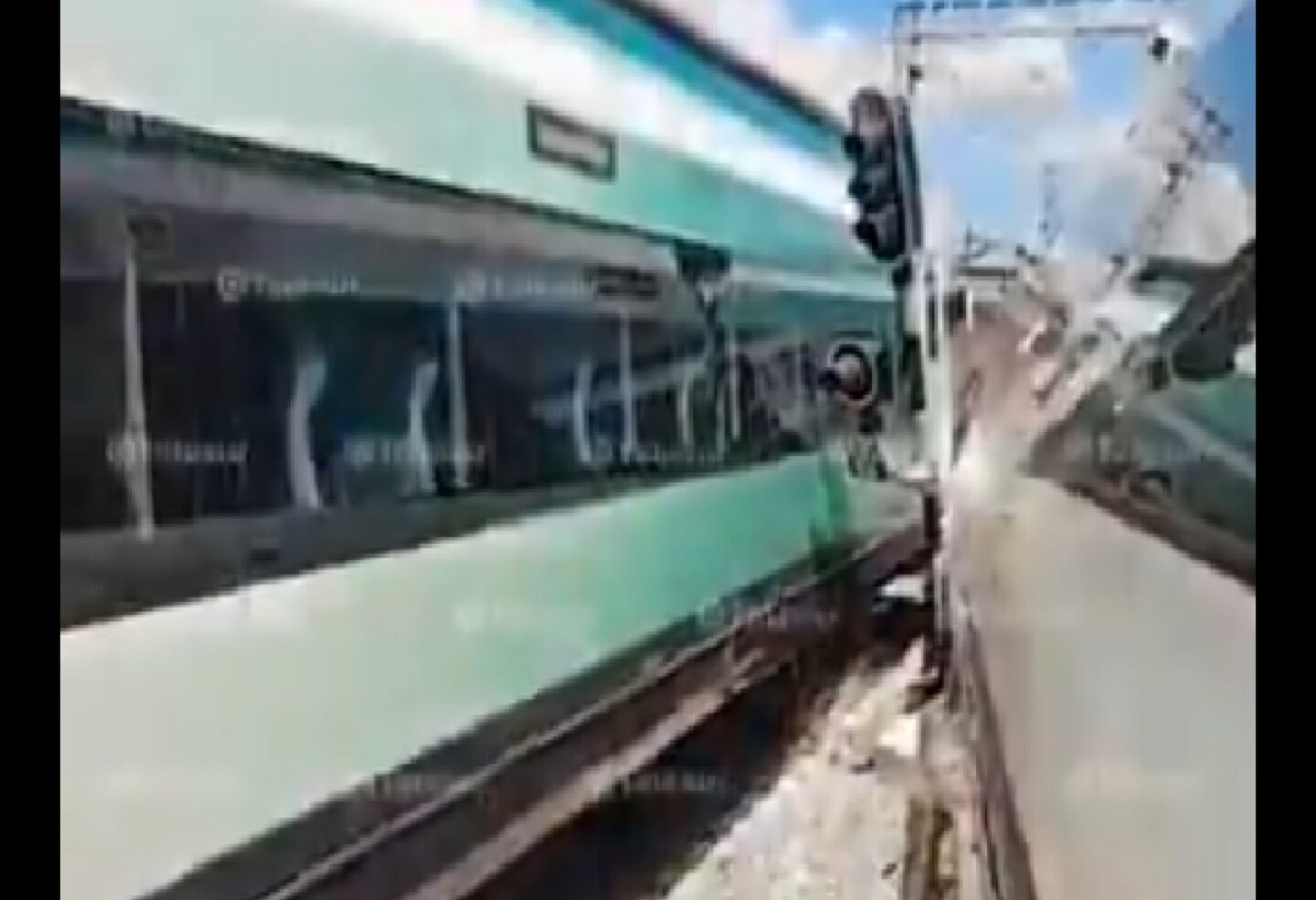 662ad595-0d5f-4183-aa8d-069e3f794a0e