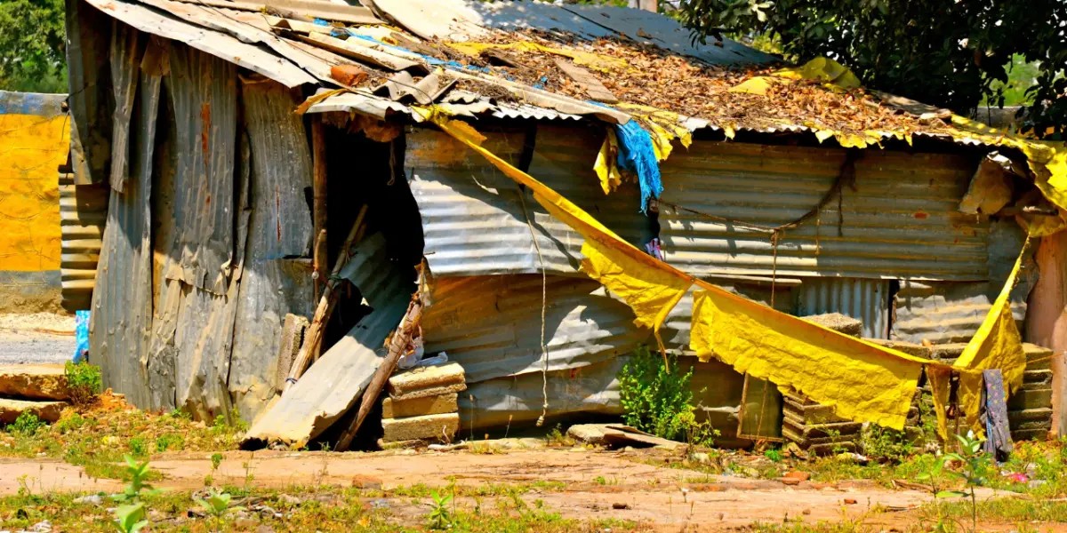 pobreza-en-mexico-llega-a-35-millones-en-2024-son-83-millones-menos-que-en-2022-reporta-inegi-a6b0b6a0-focus-0-0-1200-600