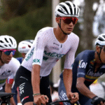 0e8f6a4d-673f-4bc1-a09f-7f6963a7602d