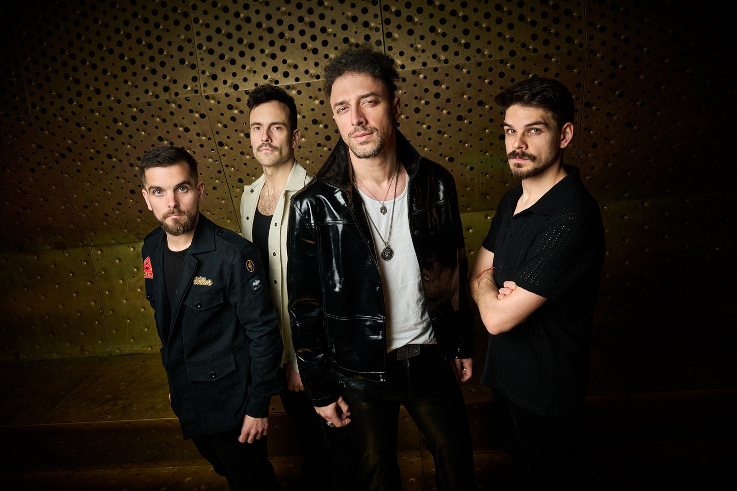 SHINOVA PRESENTE OCT 2025 FOTO3