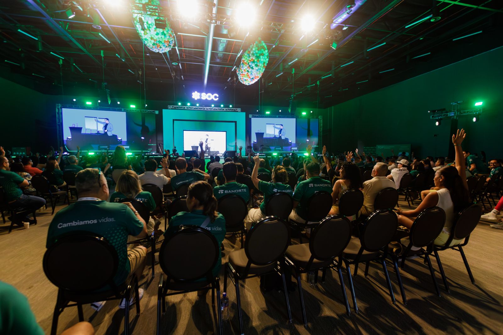 PHOTO-2025-11-20-15-37-00