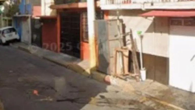 cae-sujeto-disparar-reacomodo-el-cuernito