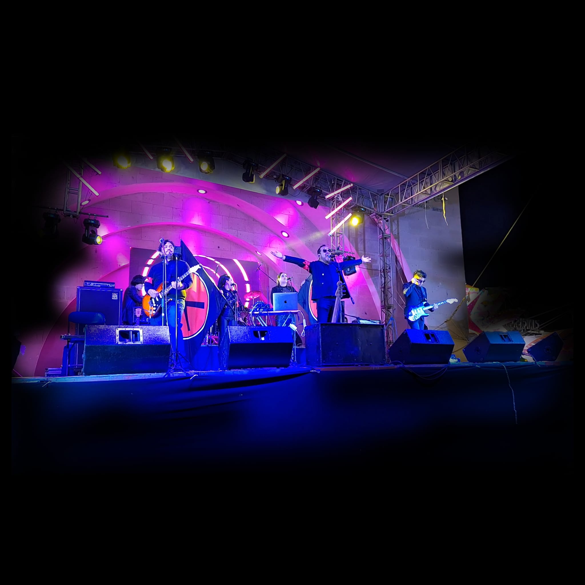 PULSE OF THE MOON FOTO2