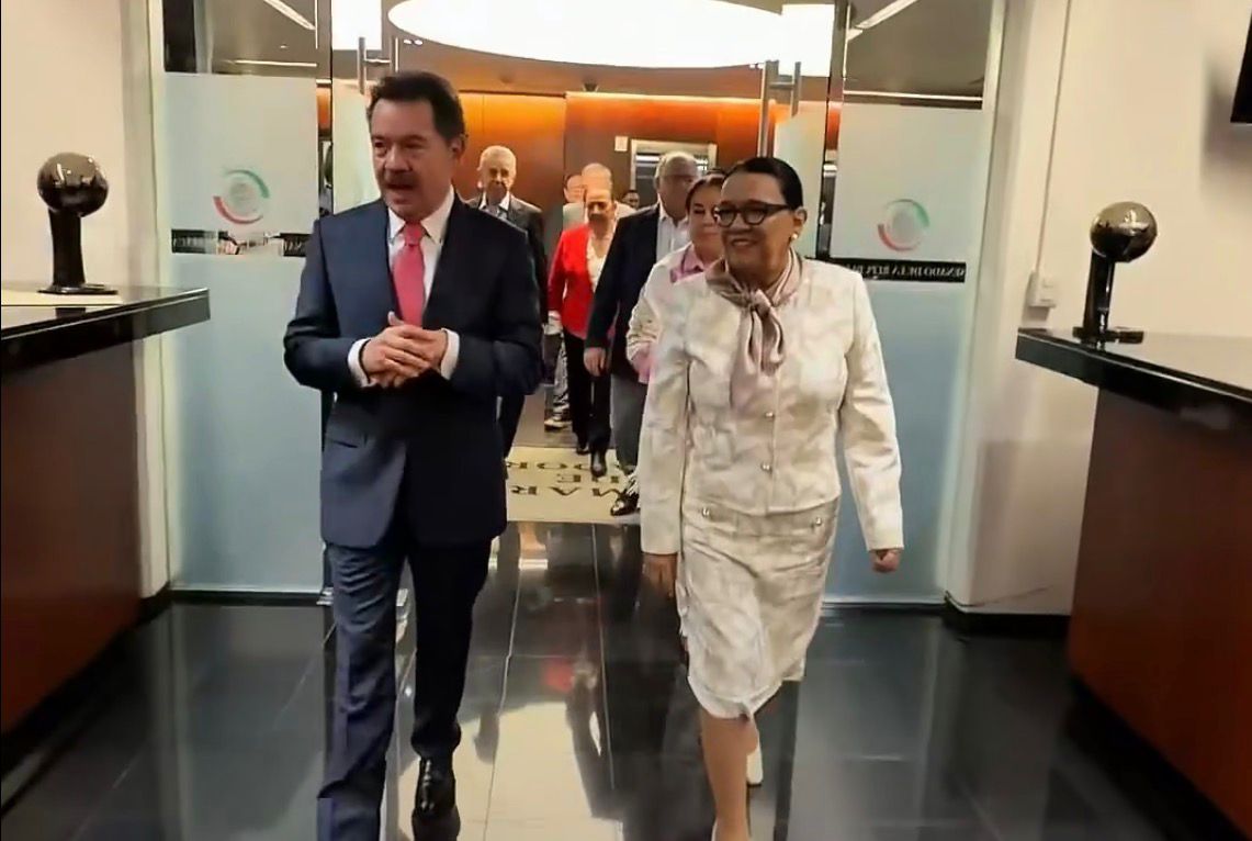 Rosa isaela y mier