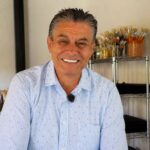 Después de 50 años de pintar, José Luis Bustamante cambia el lenguaje