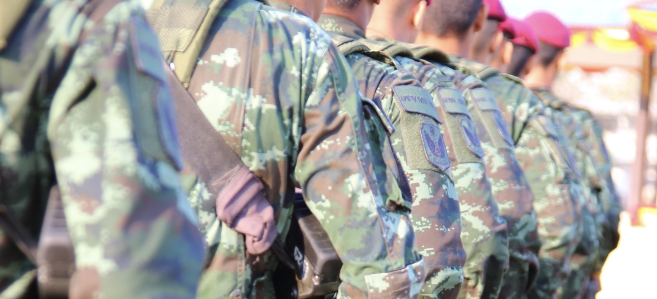 militares