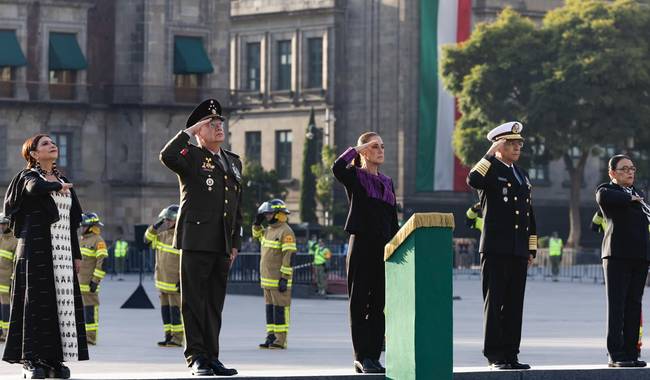 post_Izamiento_de_bandera_at_9.08.48_AM